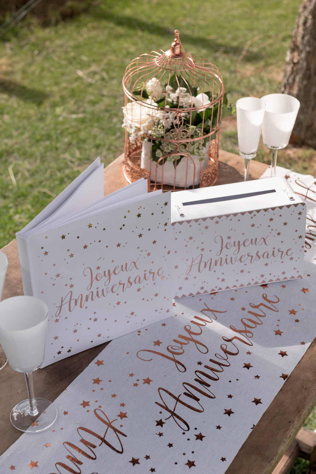 Exquisite Party Supplies: Elegant Metallic Birthday Guestbook - Make Moments Memorable!