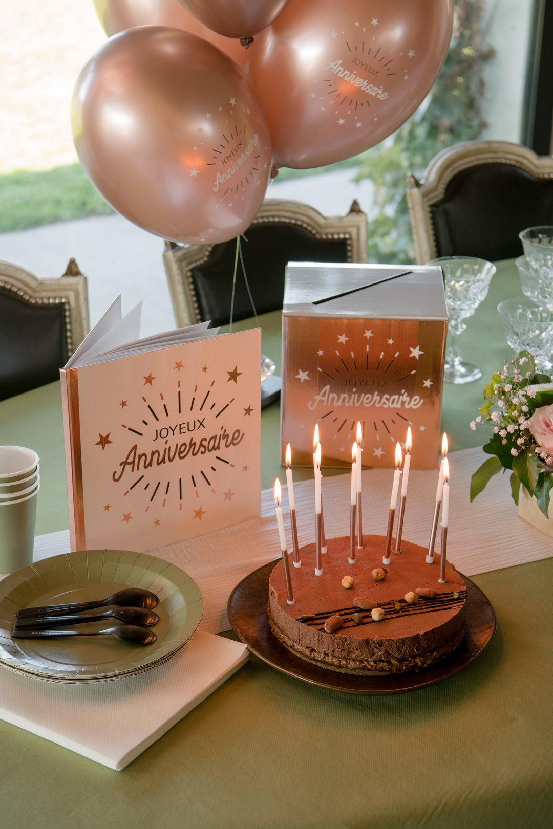 Elegant Birthday Party Guestbook - Stylish Keepsake for Memorable Celebrations