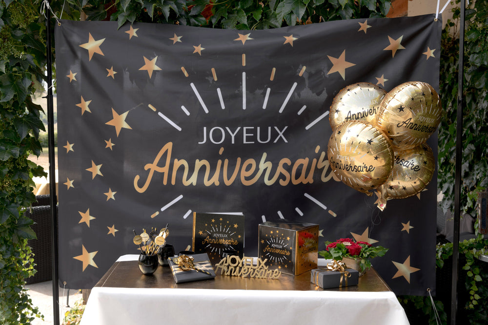 Elegant Golden Piggy Bank - Perfect for Birthday & Anniversary Celebrations, Classy Party Decor