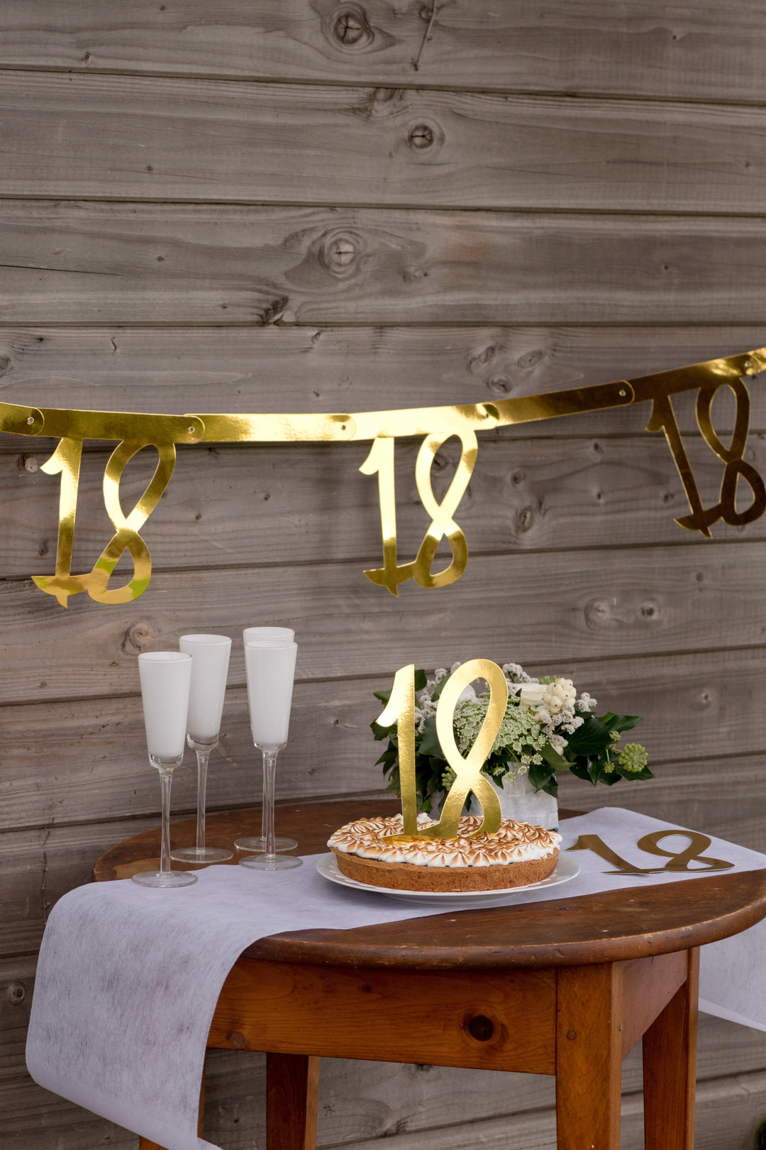 Bannière d'or élégante pour 30e anniversaire – Accent de décoration chic et branché