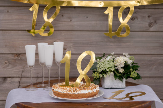 Deluxe Gold Confetti for Perfect 70th Birthday Bash - Party's Enduring Sophistication!