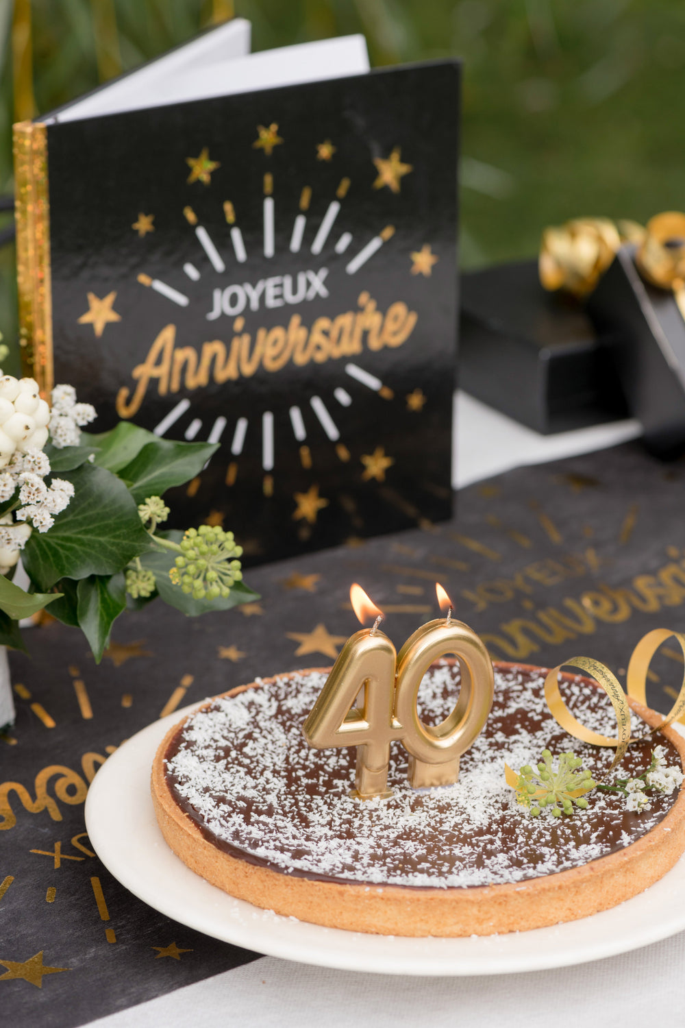 Elegant Gold 40th Birthday Candle - Stylish Centerpiece for Unforgettable Celebrations