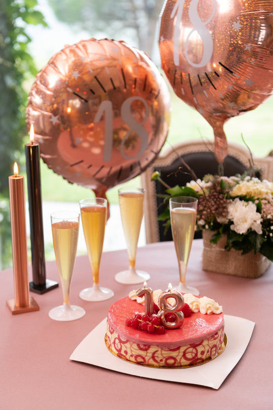 Bougie d'Anniversaire Chic Or Rose - Élevez Votre Fête avec Élégance Tendance