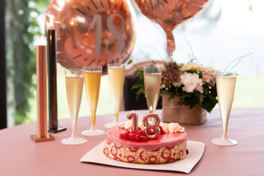 Bougie d'Anniversaire Chic Or Rose - Élevez Votre Fête avec Élégance Tendance