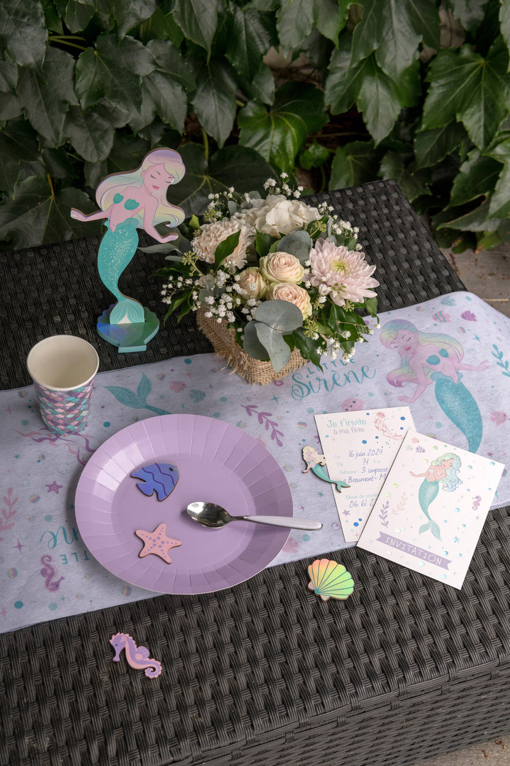 Mermaid-Themed Iridescent Table Runner for Stylish Birthday and Anniversary Parties