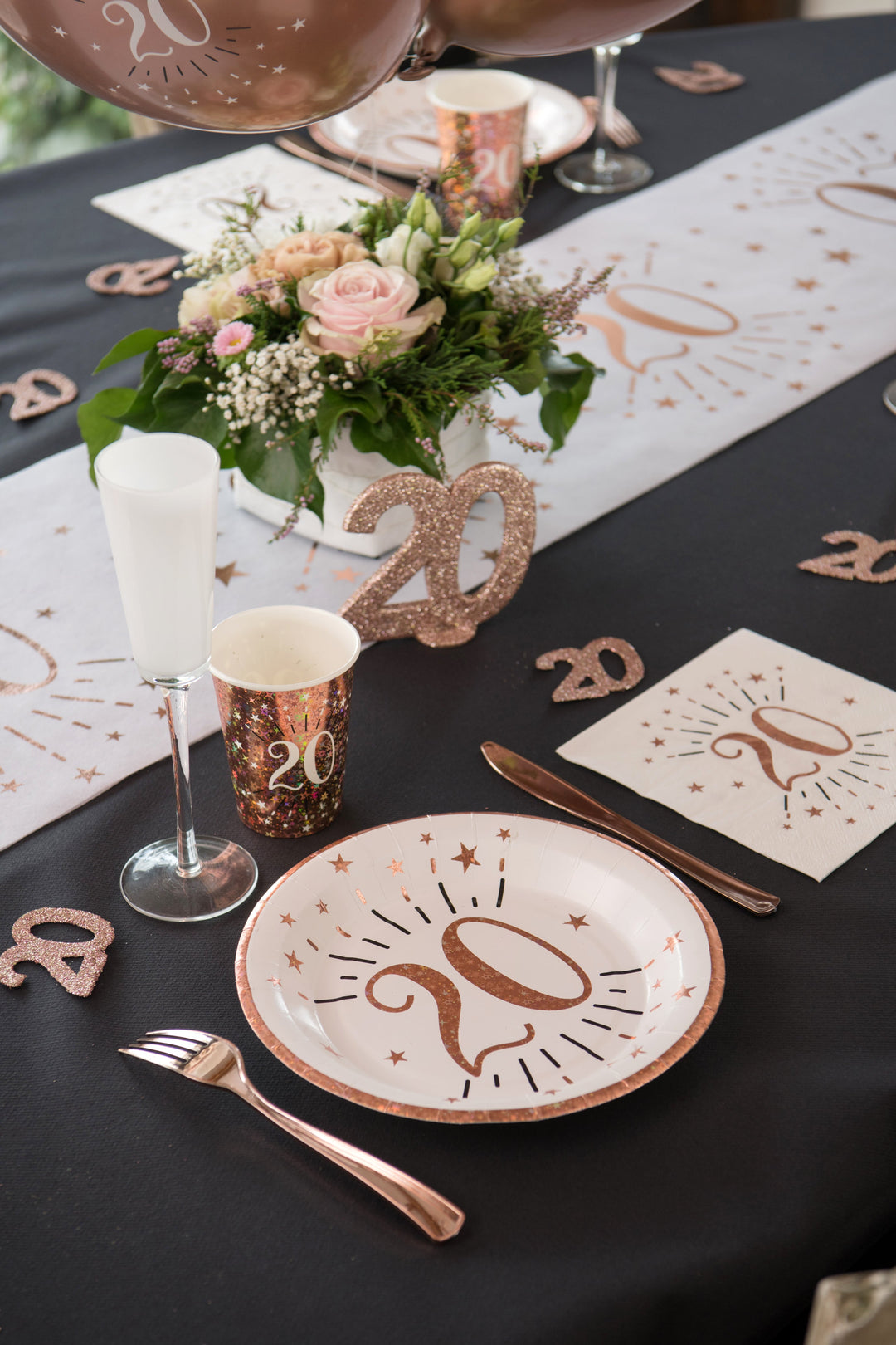 Sparkle at Forty - Rose Gold Dinner Plates, Perfect for Elegant 40th Birthday Celebrations