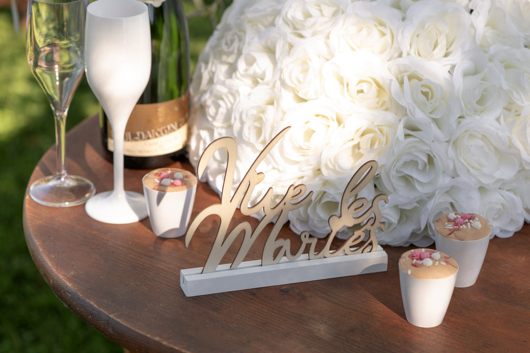 Elegant Wedding Letter Party Supplies - Trendsetting and Stylishly Chic!