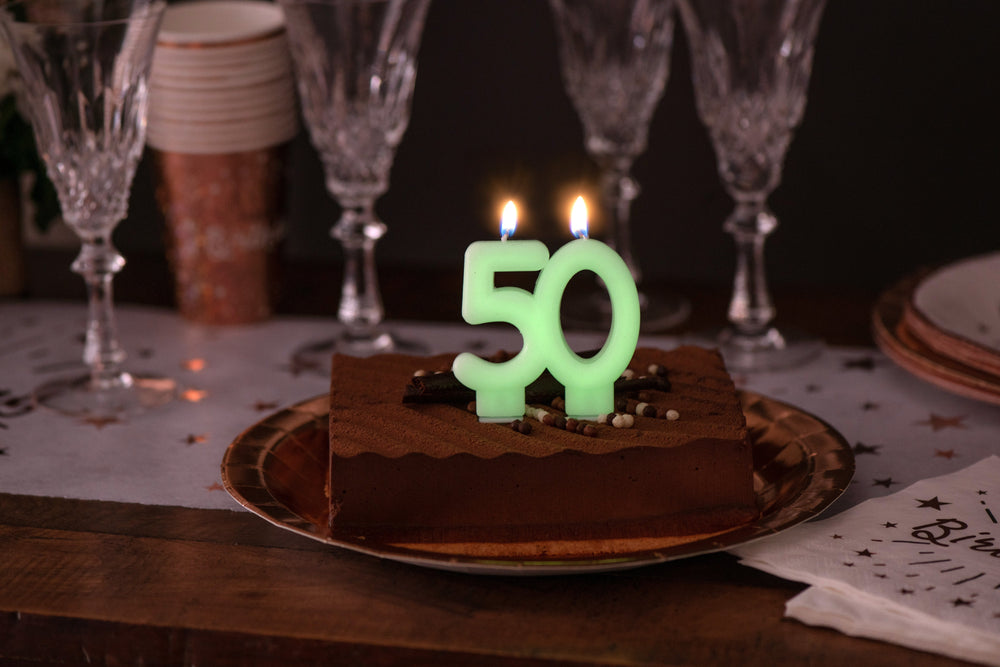 Bougie Lumineuse pour 50e Anniversaire - Centre de Table Élégant, Rehausse Toutes les Fêtes