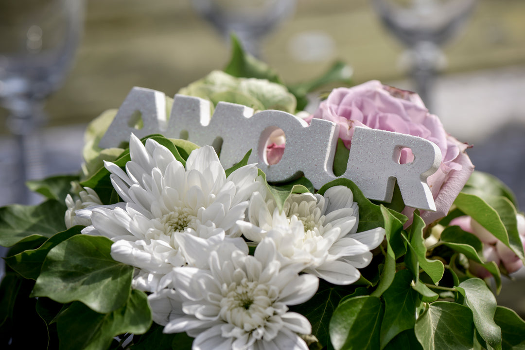 Chic White 'Love' Letter Decor - Perfect for Romantic Celebrations & Trendy Events