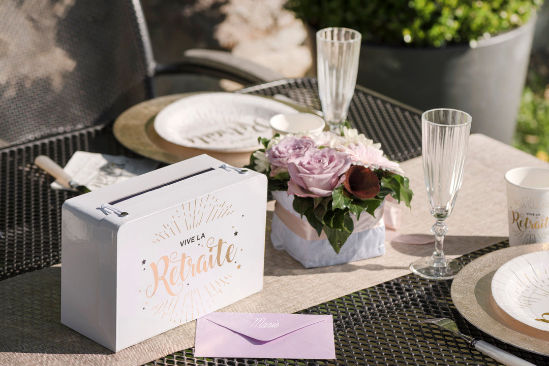 Coffret tendance pour fête de retraite - Tirelire élégante pour célébrations chic