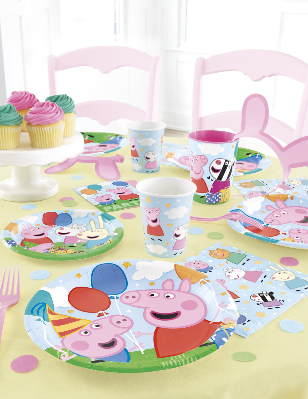 Peppa Pig Party Supplies Bundle - Effortless Fun for Birthdays!